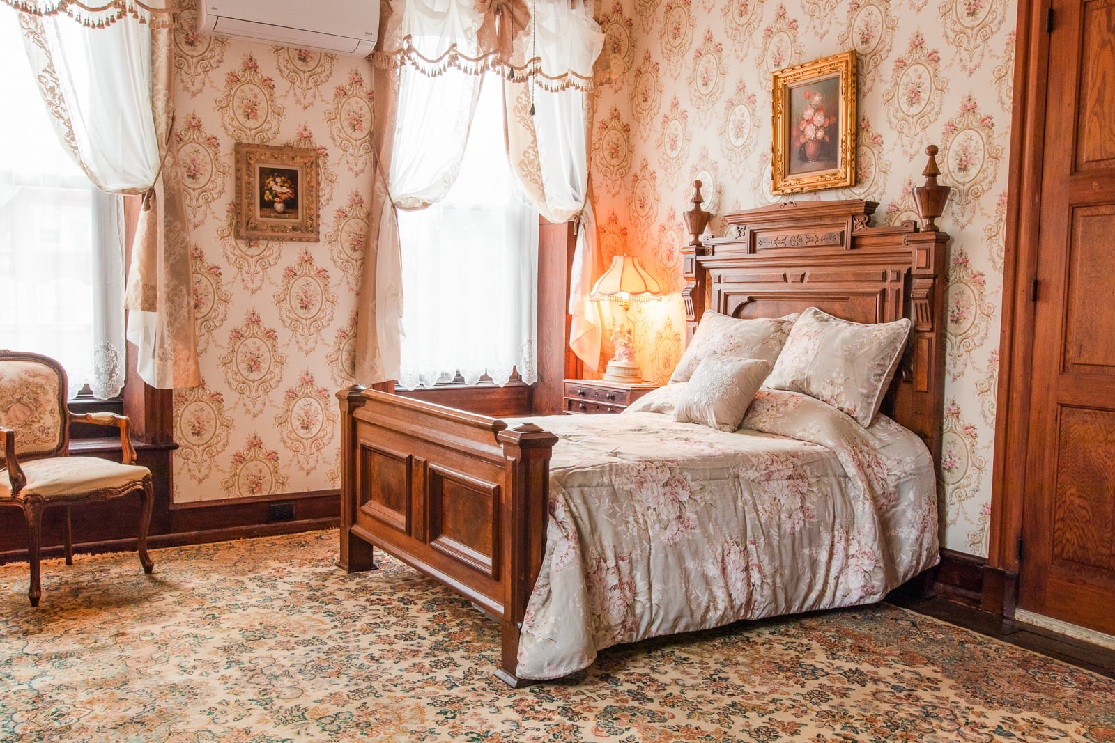 queenanne-3-gifford-risley-house